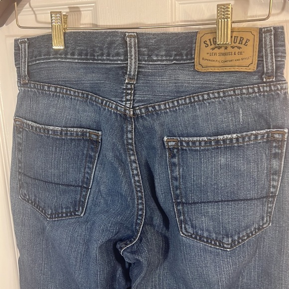 Levi’s Signature - Picture 2 of 4